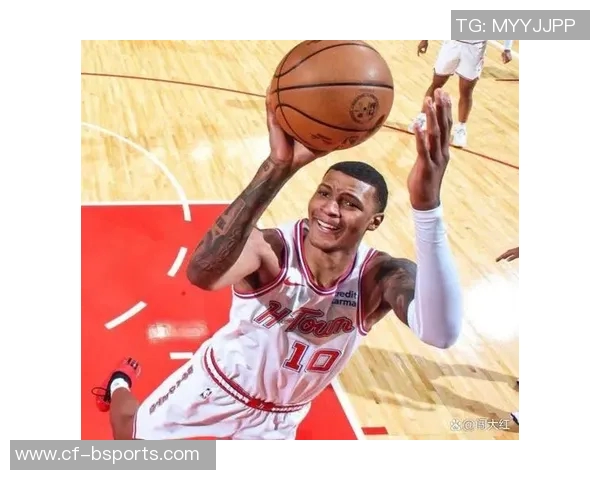 申京生涯第11场比赛创佳绩30分10板5助仅次于哈登和大梦成为队史第三多